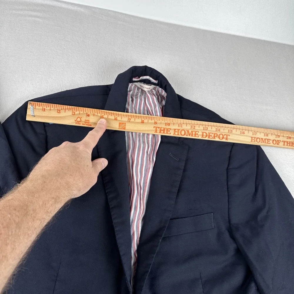 Brooks Brothers Red Fleece Navy Sport Coat 40S Gold Buttons Marzotto Fabric